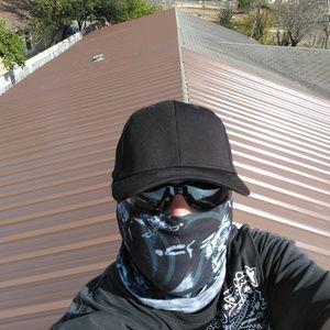 Meet your Posher, Javier